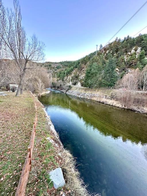 Acogedor Alojamiento En Martinet, Cerdanya, Puigcerda エクステリア 写真